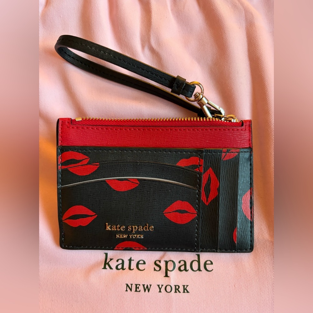 Kate Spade Spencer Kisses Lips Cardholder Wristlet Wallet - new never used